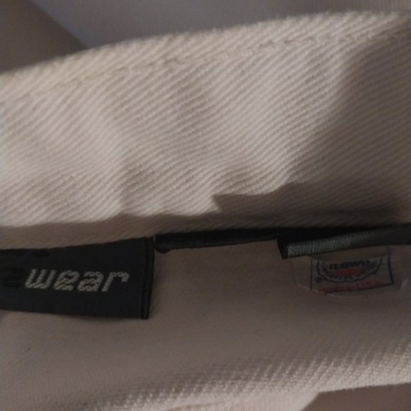 Liz Claiborne Off-White Denim Jeans | Size 16 - Picture 7 of 9